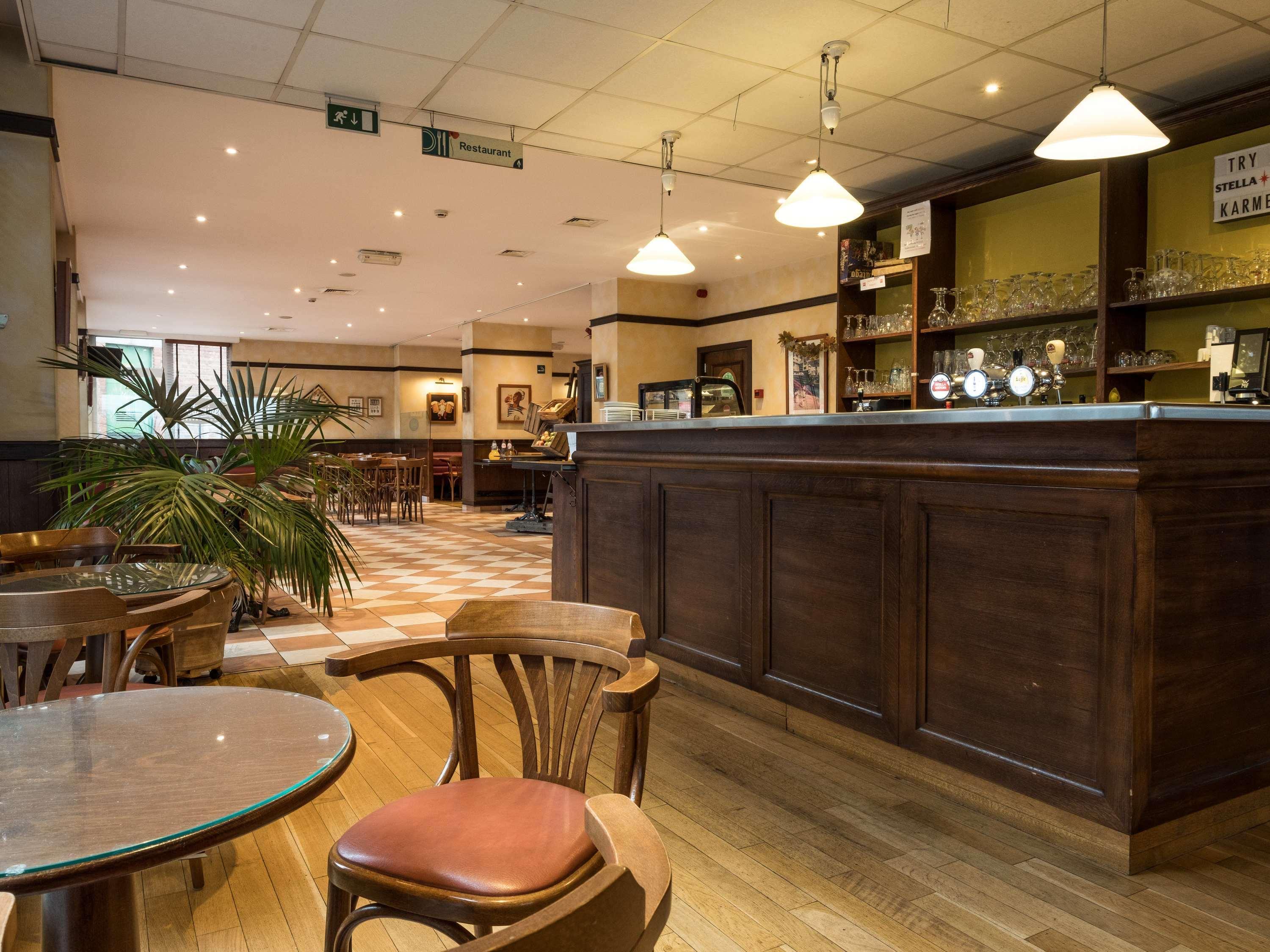 B&B Hotel Mons Gare Exteriér fotografie