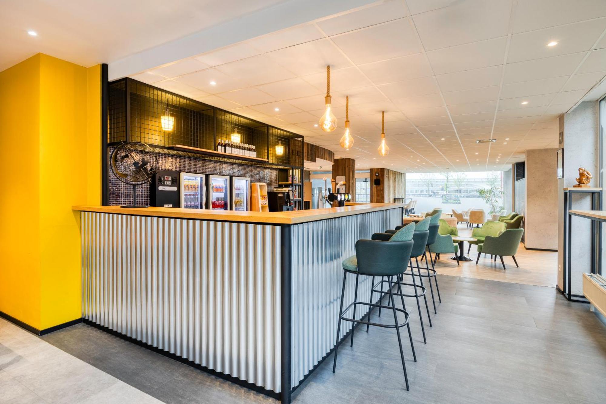 B&B Hotel Mons Gare Exteriér fotografie
